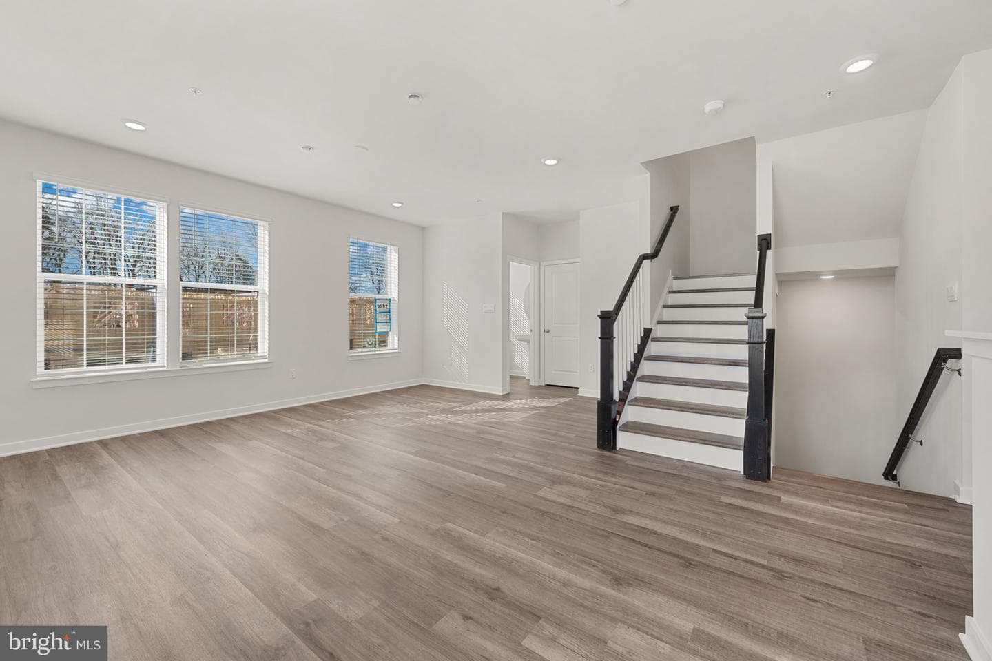 15037 Douglas Fir Lane photo 10