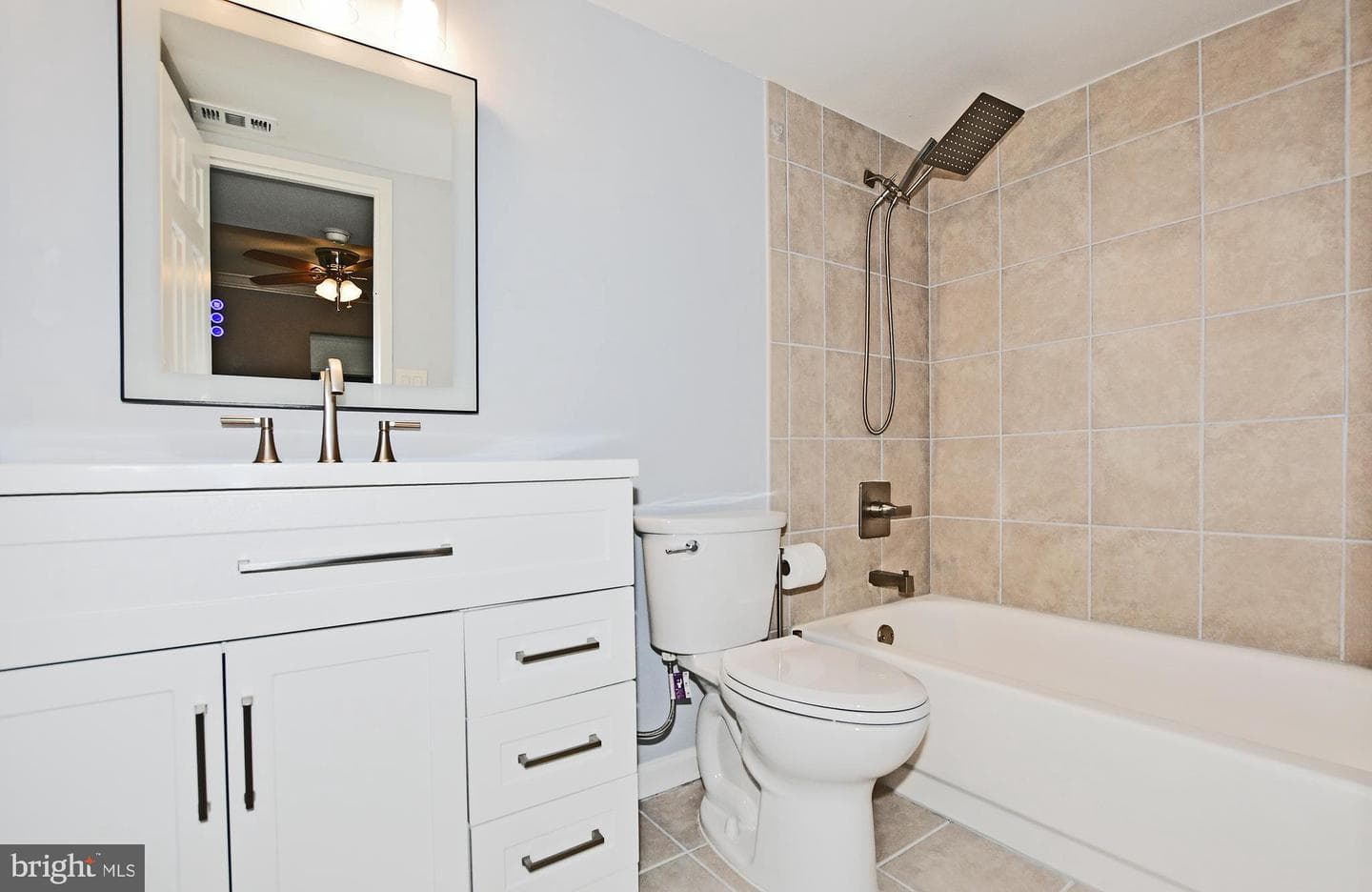 6928 Hanover Parkway #303 photo 23