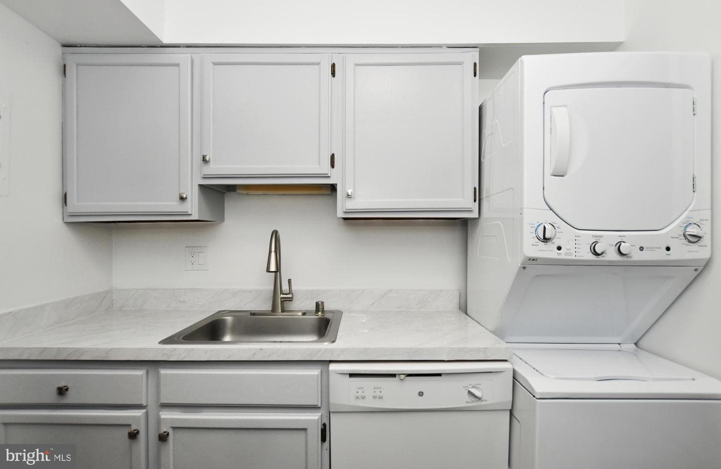 6928 Hanover Parkway #303 photo 6