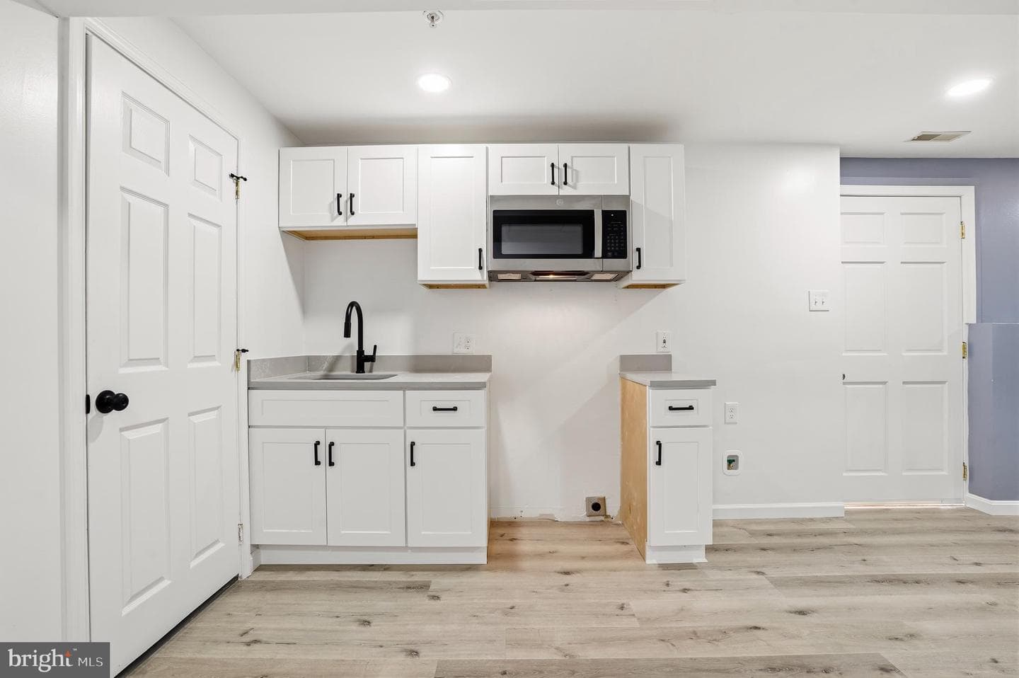 8514 Dangerfield Road photo 33