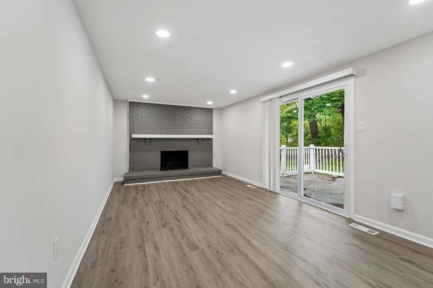 14026 Briarwood Dr photo 18