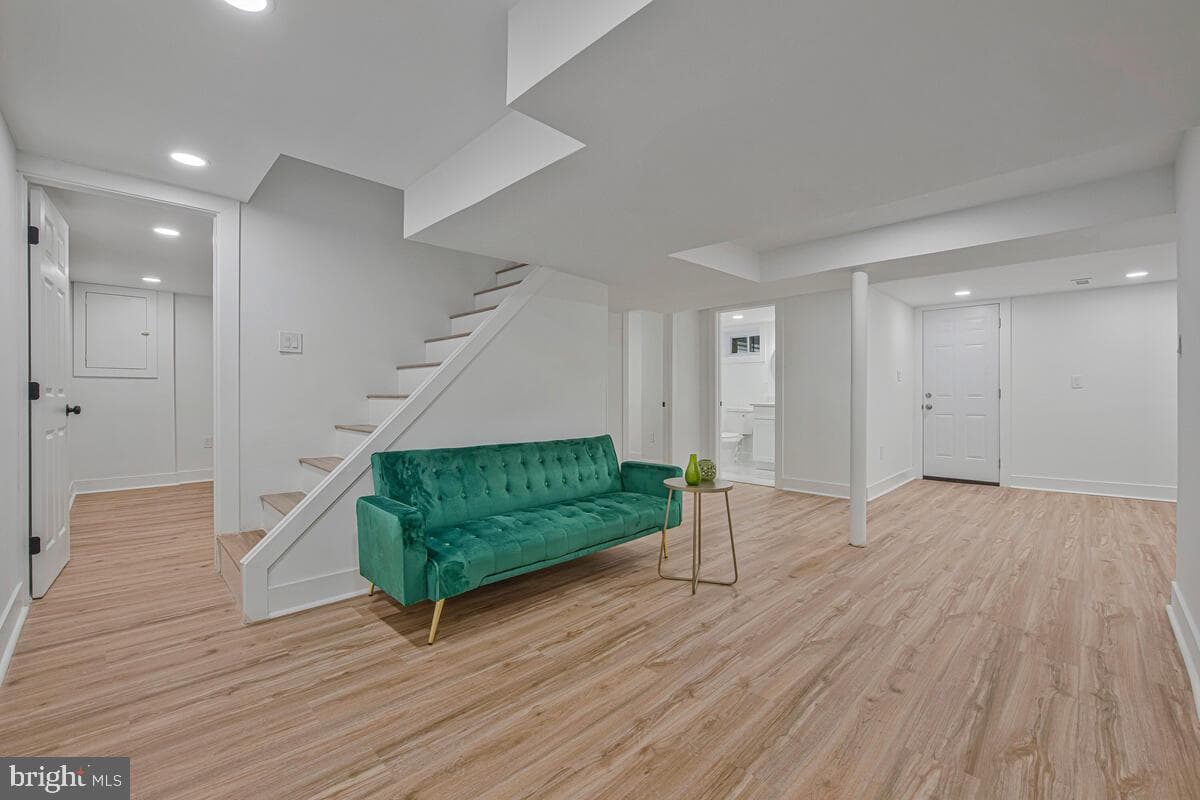 6508 Foster Street photo 26