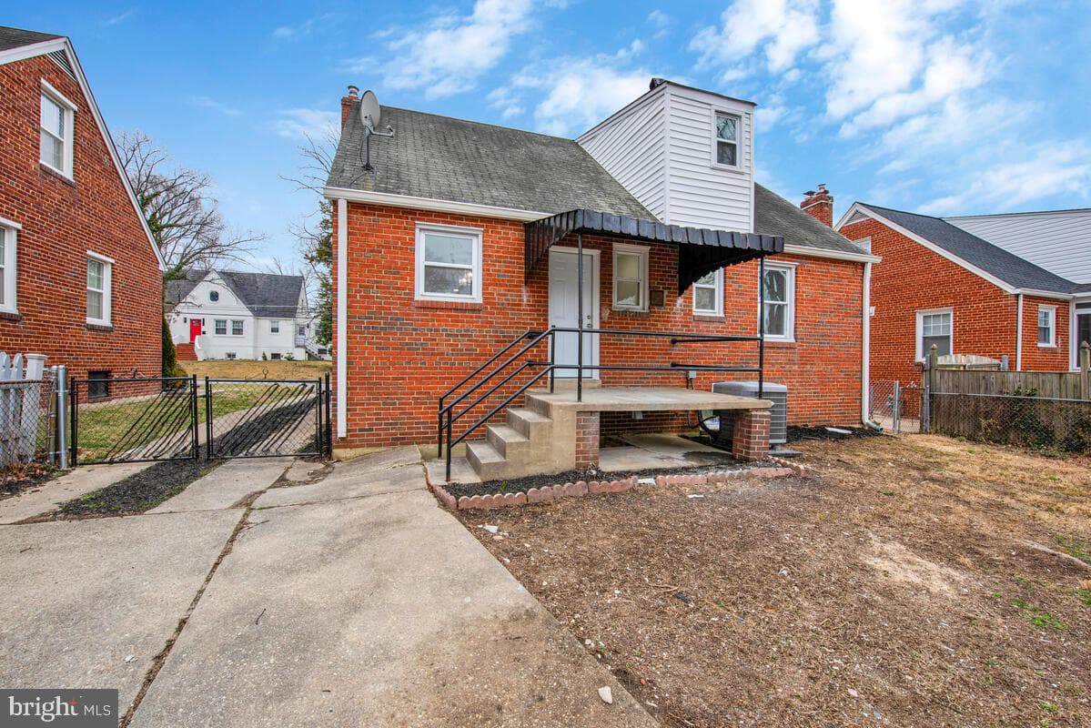 6508 Foster Street photo 38