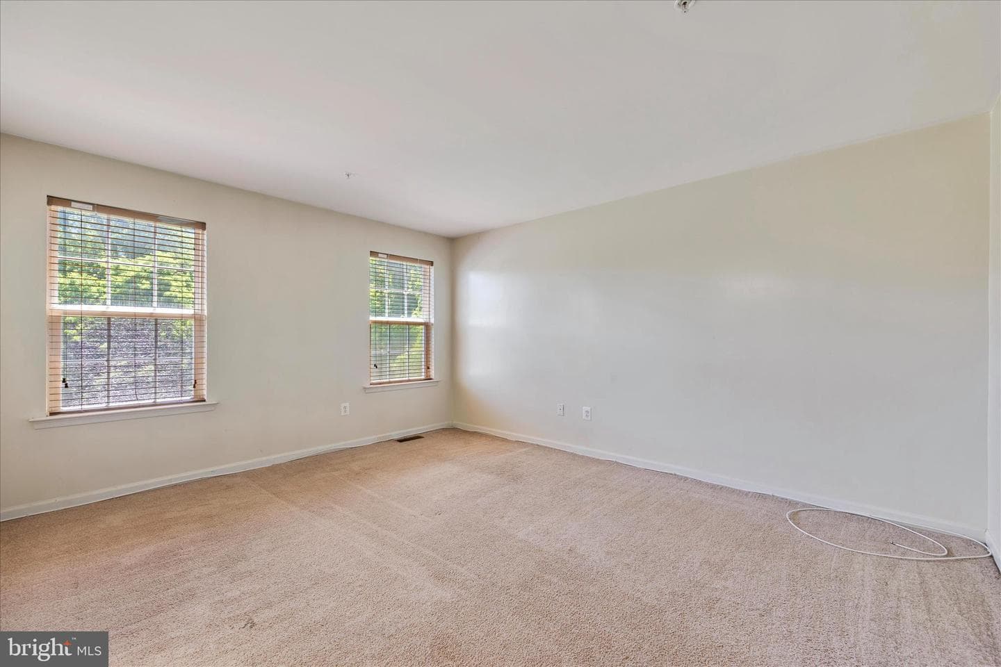 6103 Hanlon Street photo 23