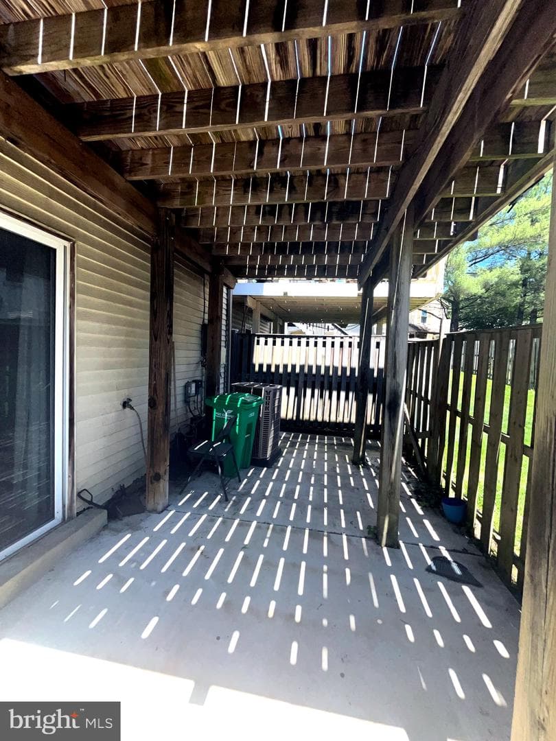 303 Meadow Way photo 17