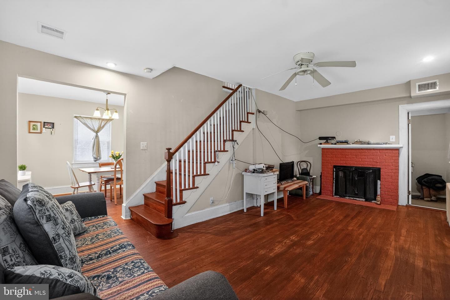 5201 Varnum Street photo 6