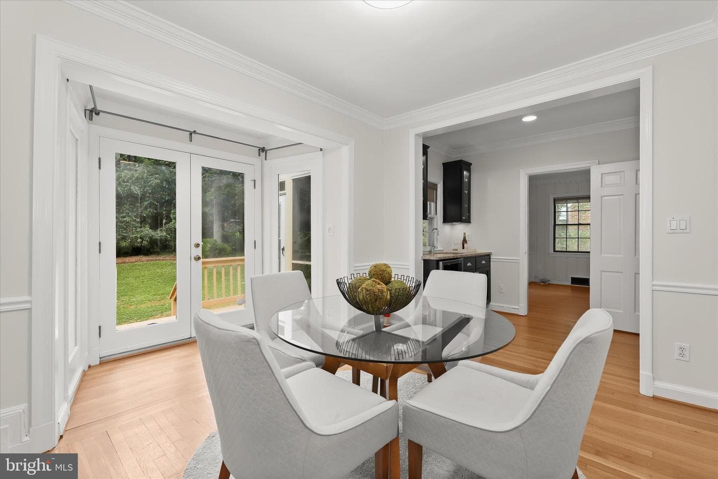 4104 Woodberry Street photo 8