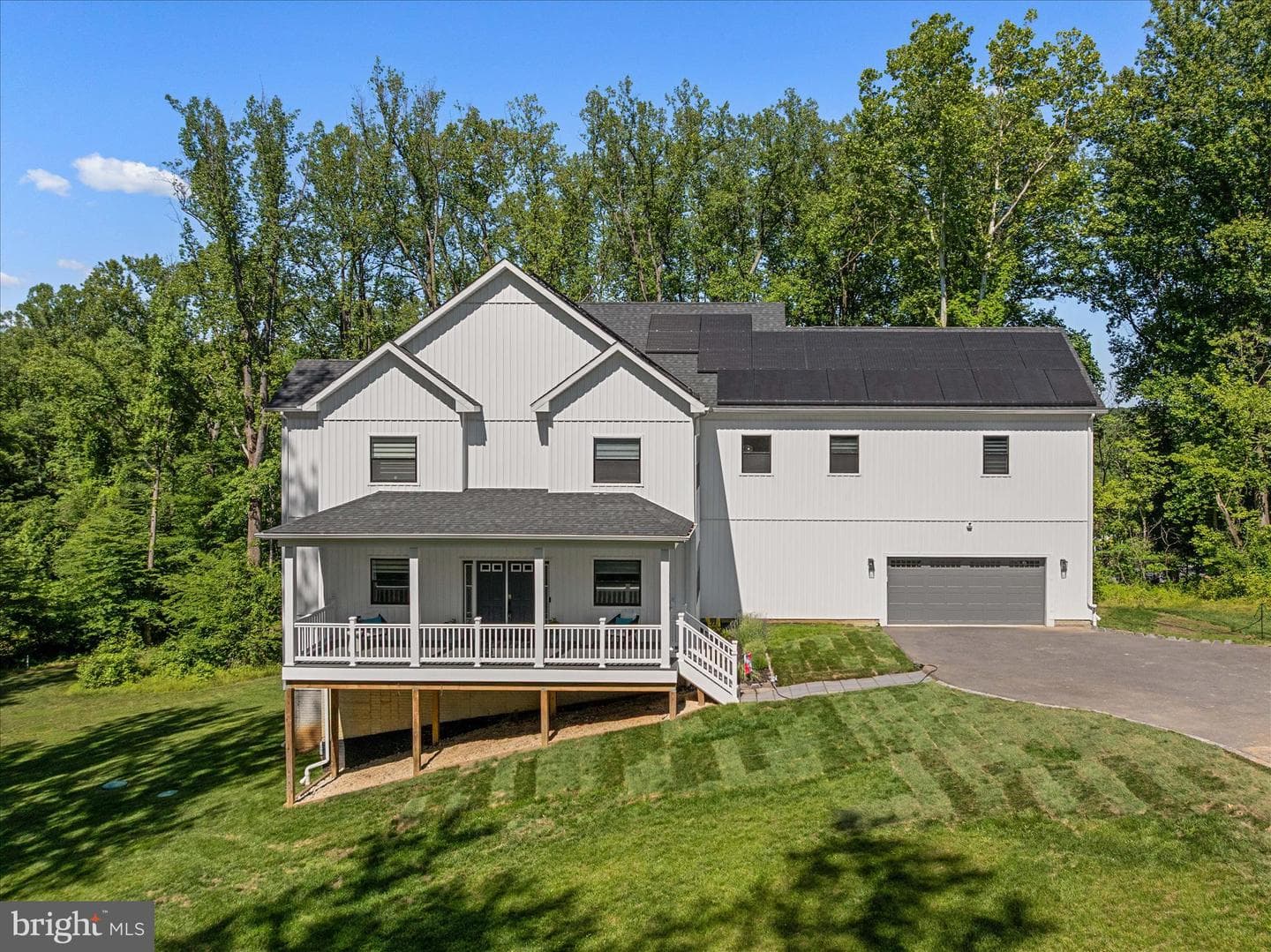 16608 Sylvan Drive photo 3