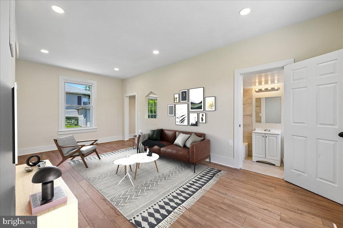 4012 Will Street photo 11