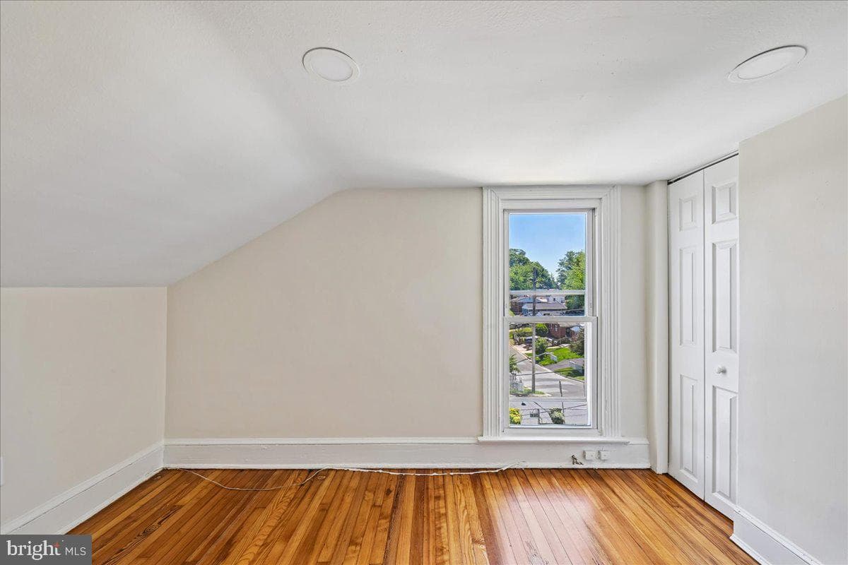 4012 Will Street photo 29