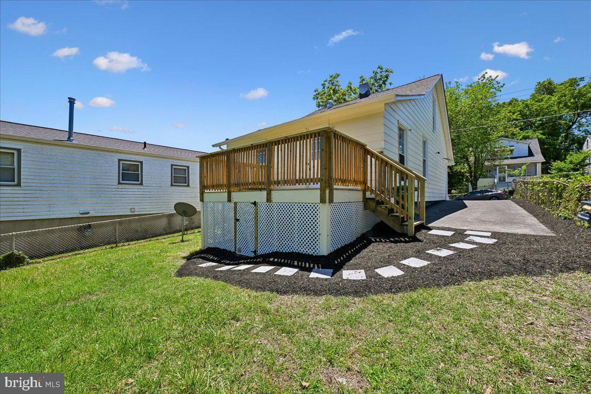 4012 Will Street photo 6