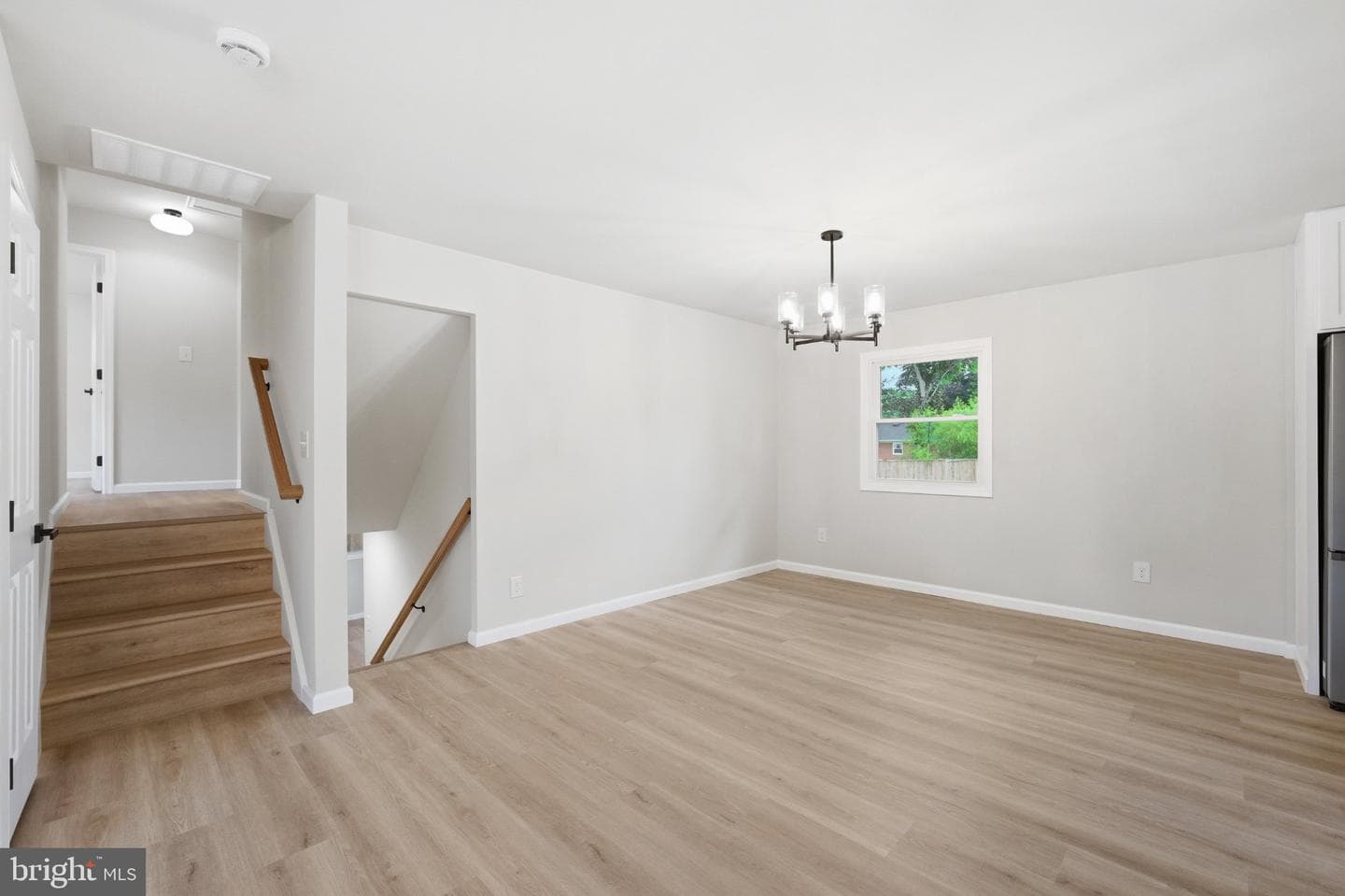 9414 Eldred Place photo 7