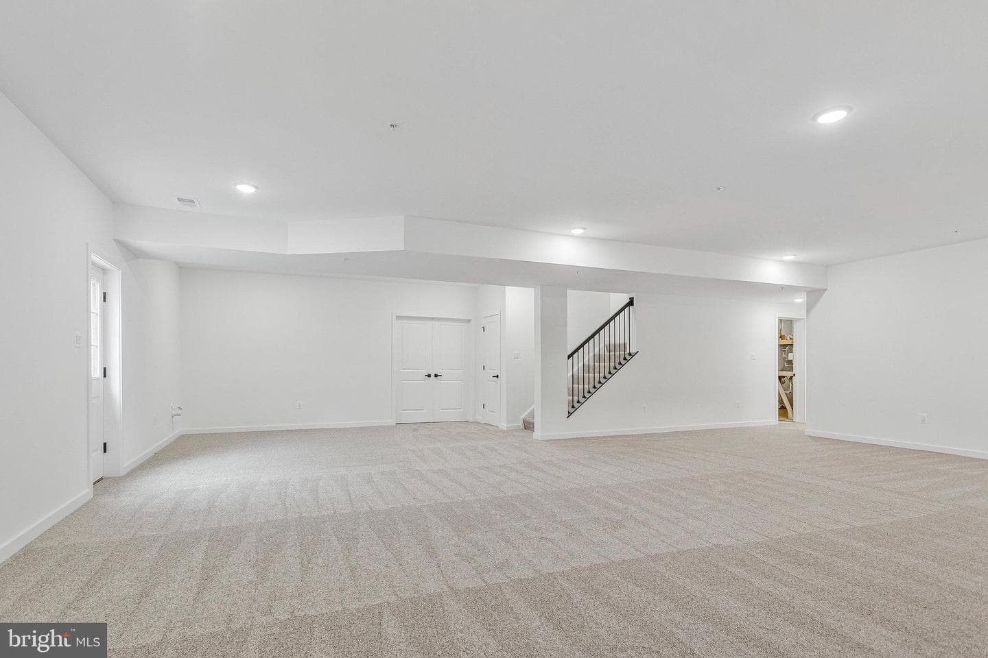 2024 Saint James Road photo 47