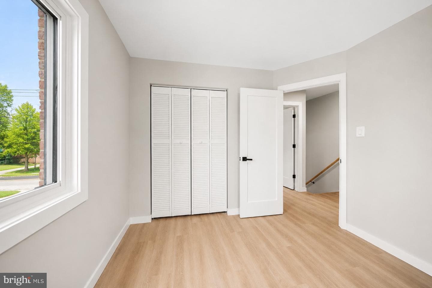 4933 38th Avenue photo 11