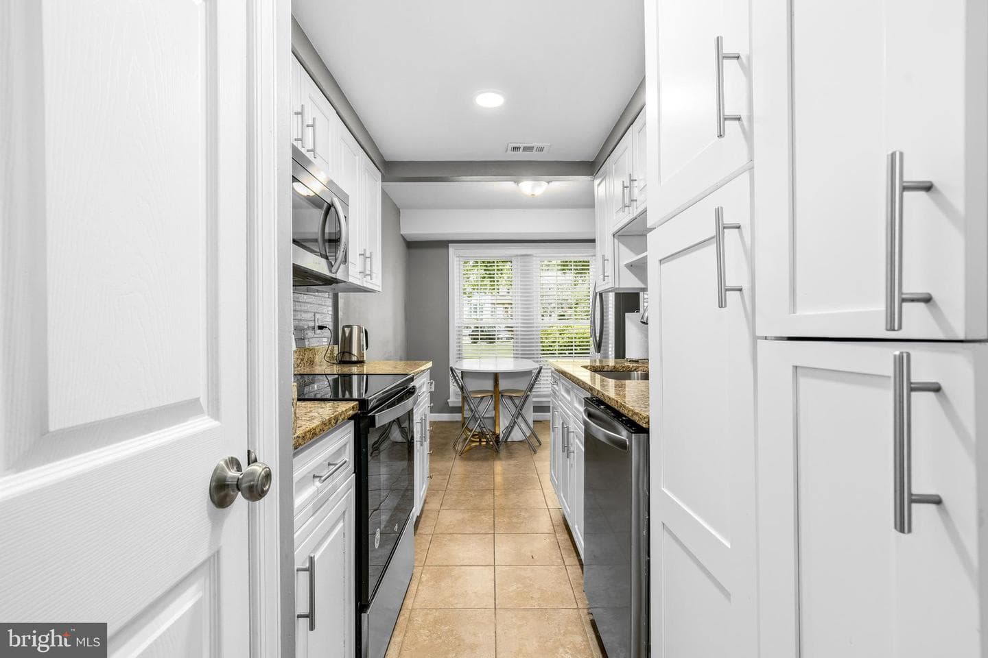 15818 Millbrook Lane #110 photo 12