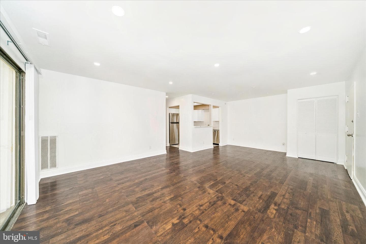 10125 Prince Place #103-11b photo 12