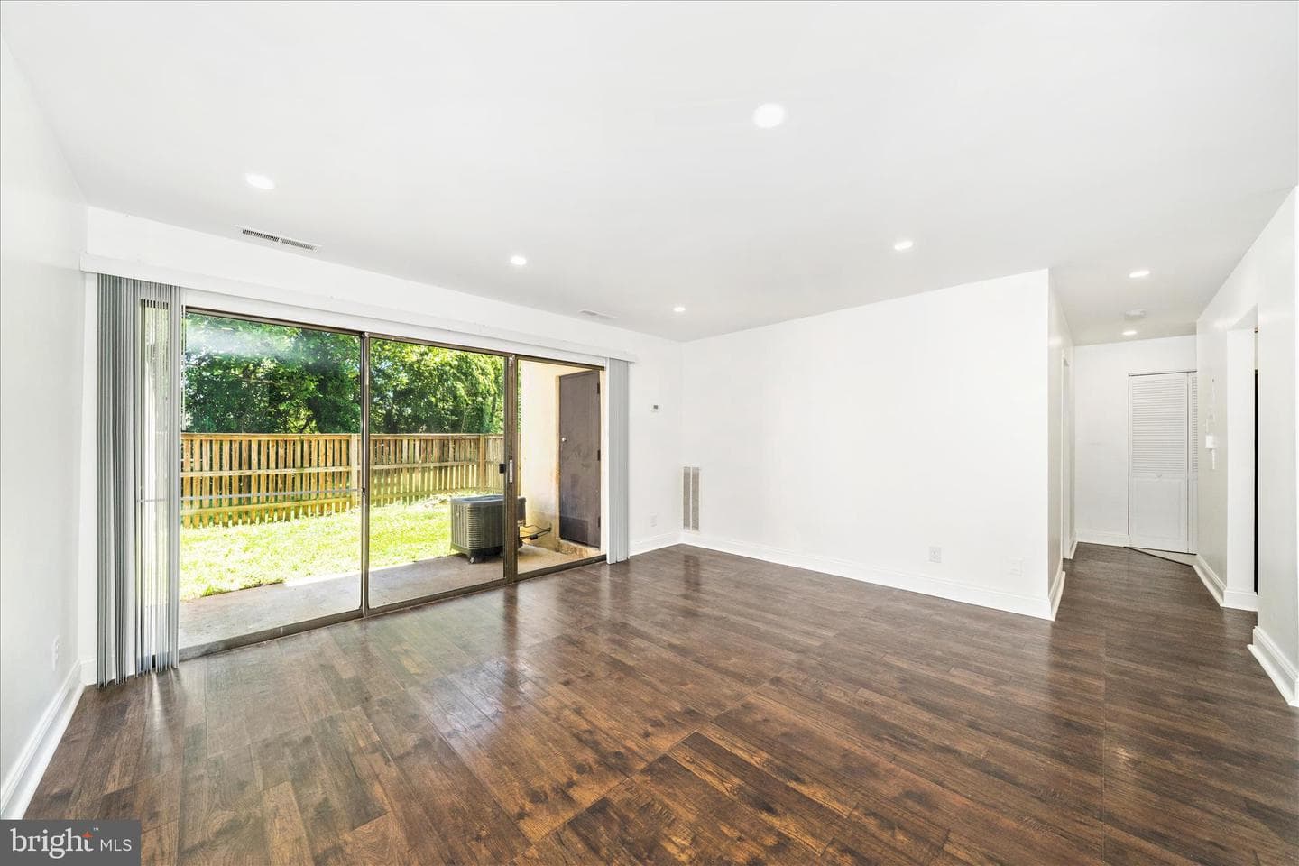 10125 Prince Place #103-11b photo 8