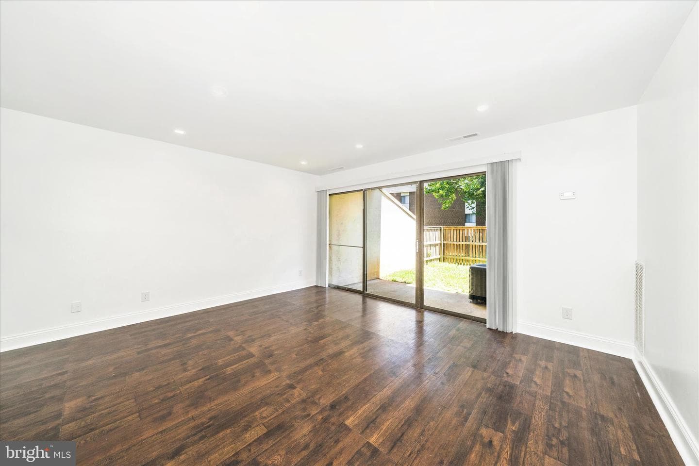 10125 Prince Place #103-11b photo 9