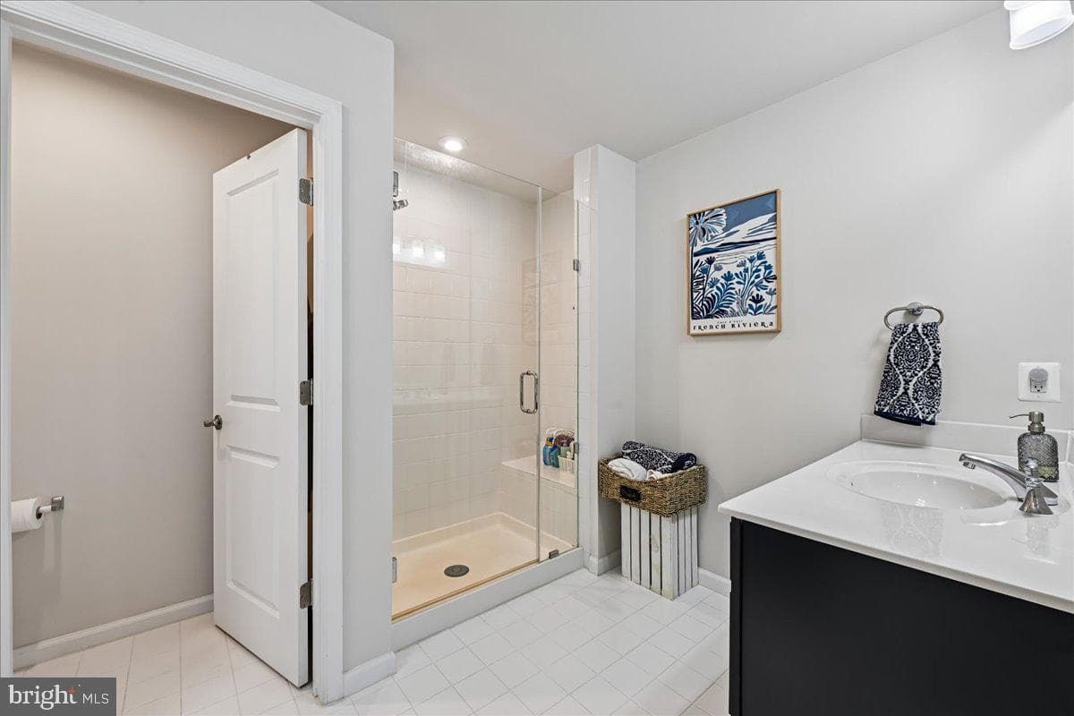 10518 Jim Lovell Lane photo 27