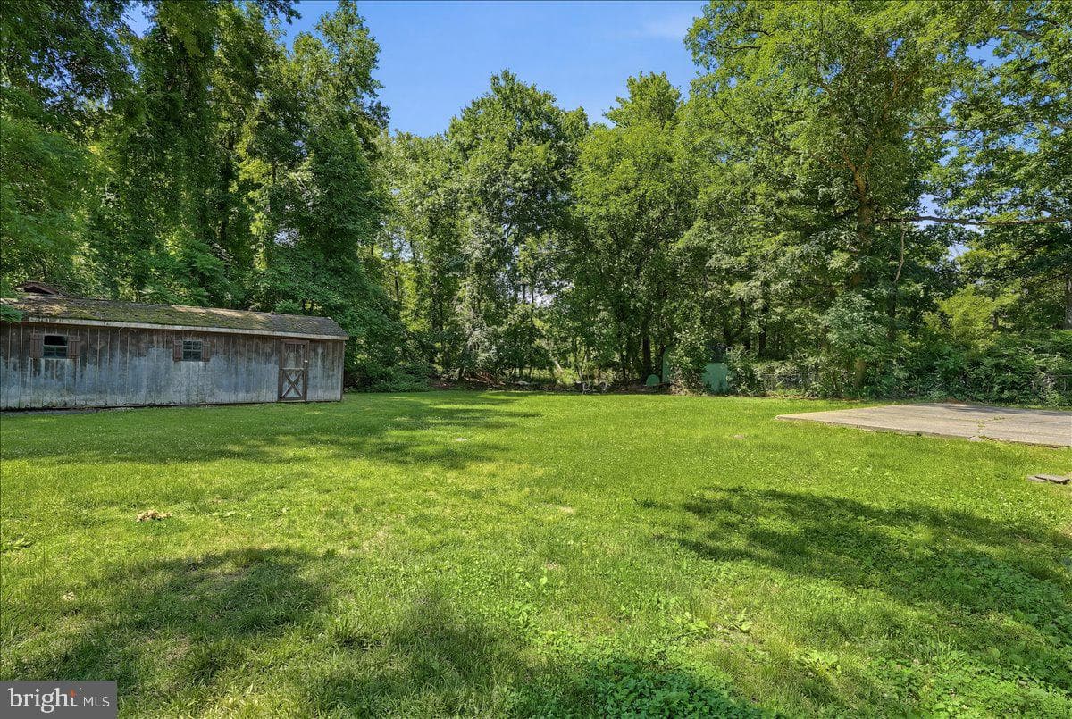 5919 Chris Mar Avenue photo 33
