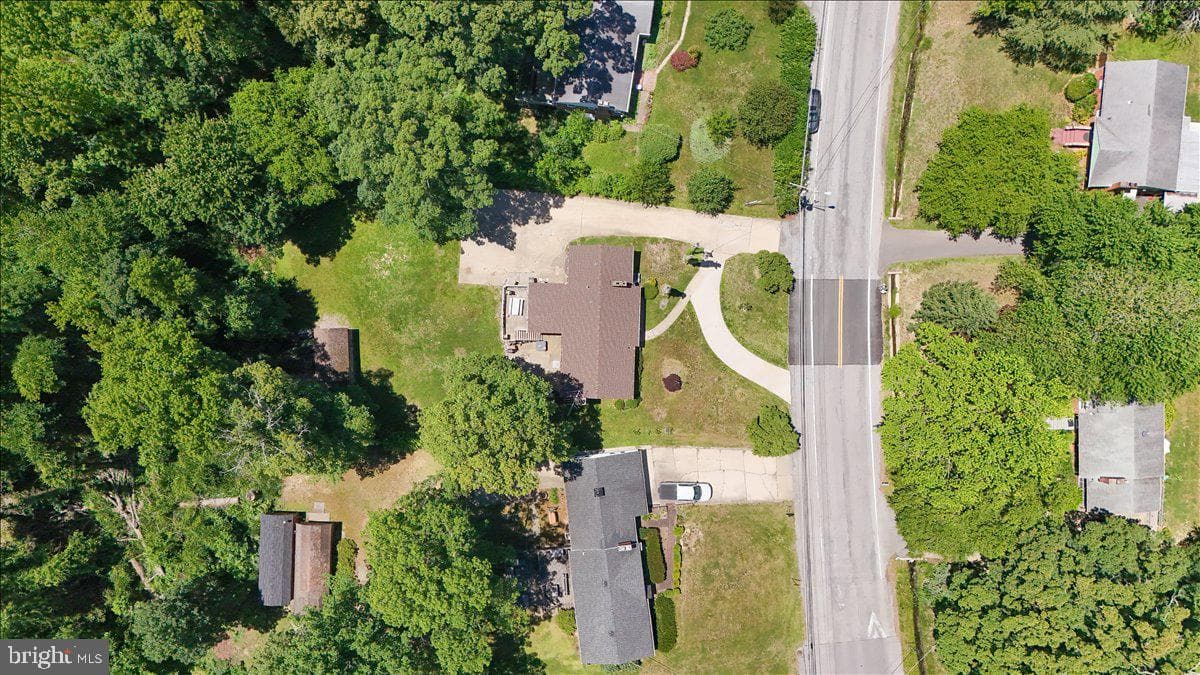5919 Chris Mar Avenue photo 9