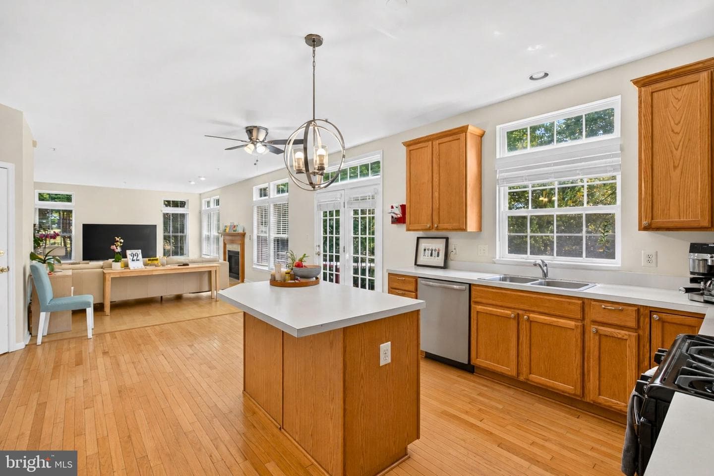 1607 Felwood Street photo 7