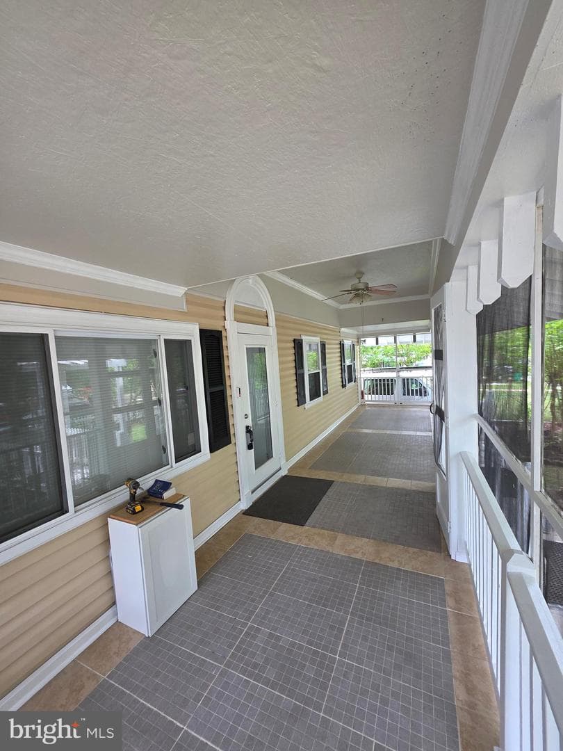6912 Furness Avenue photo 8
