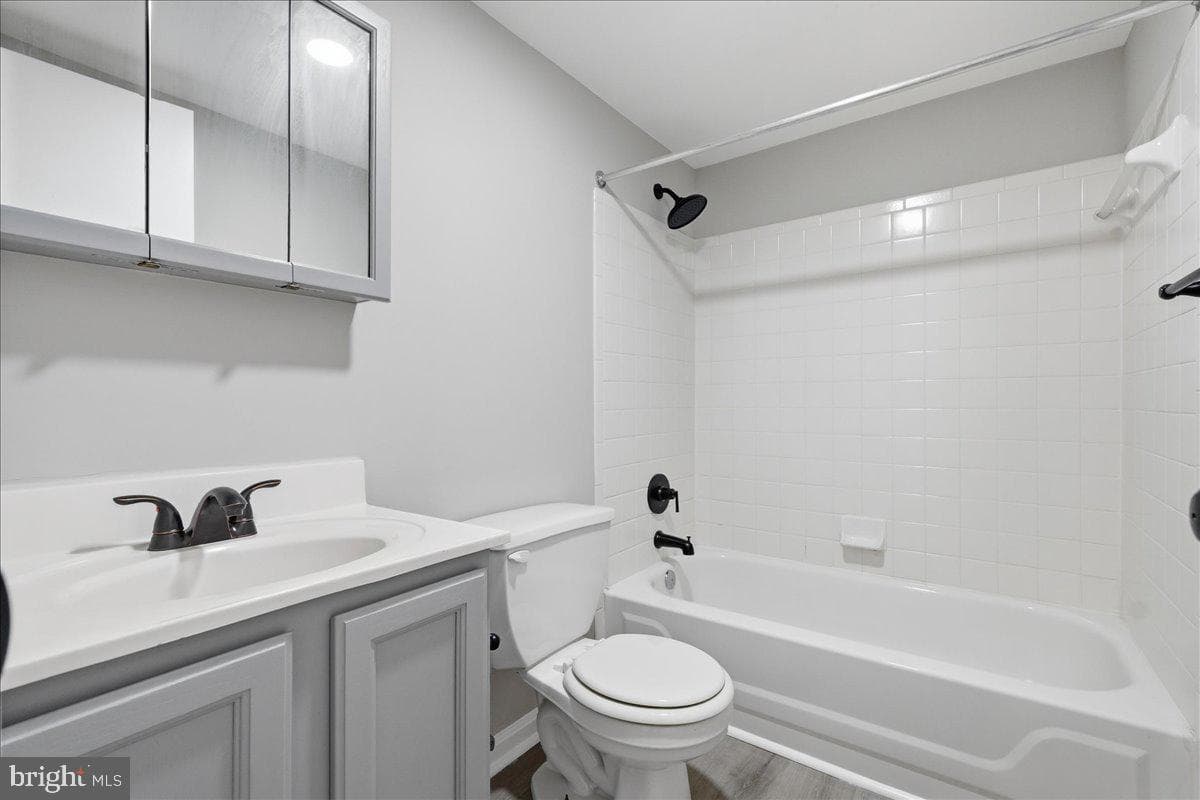 3012 Lumar Drive photo 20