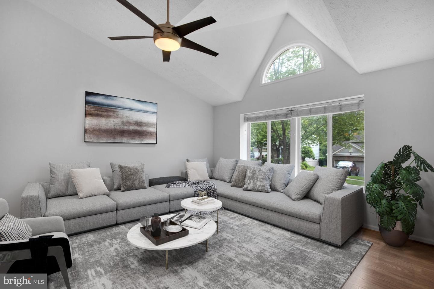 13514 Steeplechase Drive photo 4