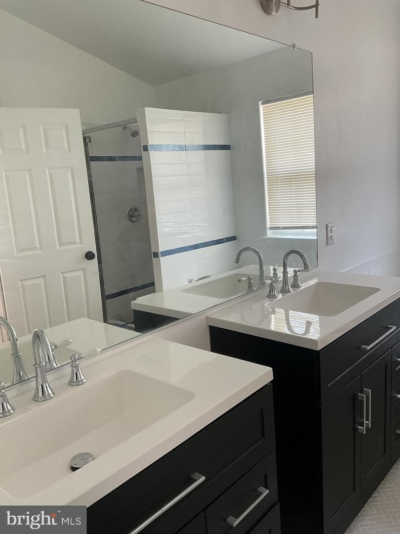 1701 Chinaberry Court photo 16