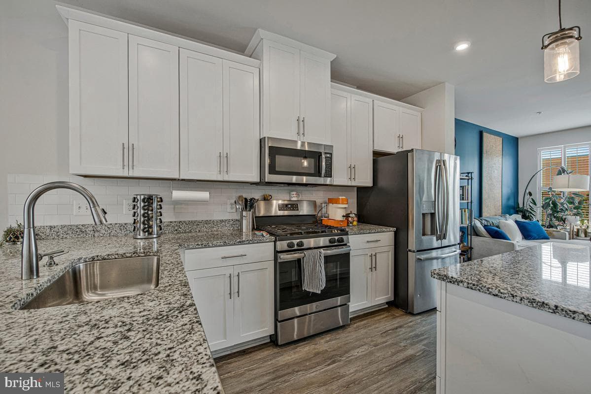 6204 Editors Park Drive photo 8
