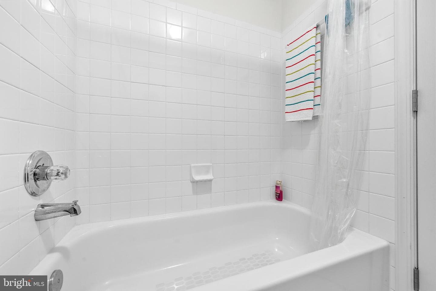 106 Whistling Wood Court photo 32
