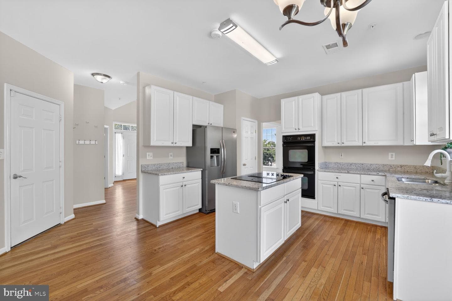 7712 Blue Point Avenue photo 13