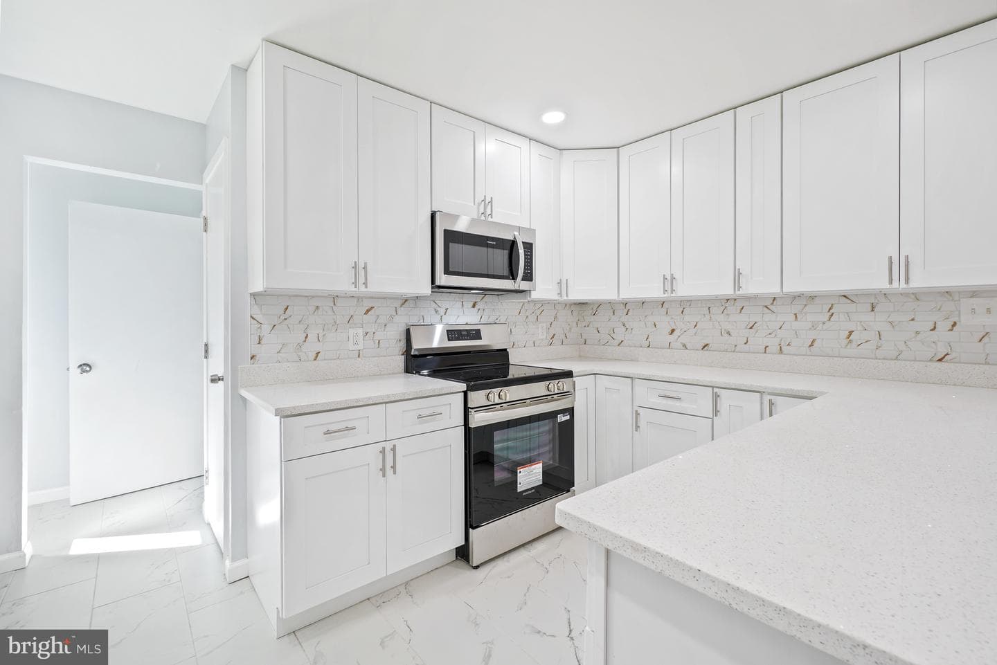 11309 Cherry Hill Road photo 12