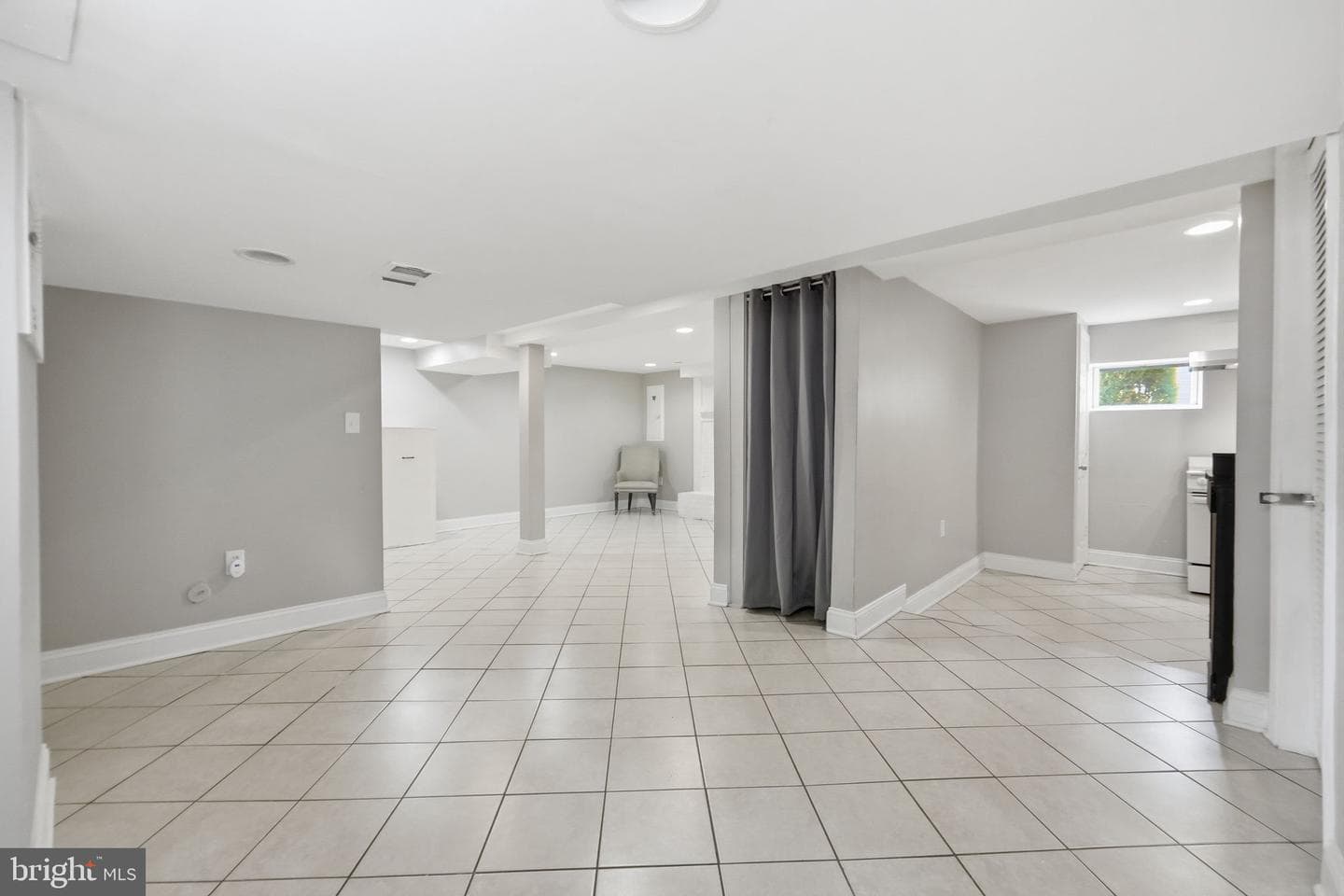 715 Opus Avenue photo 28