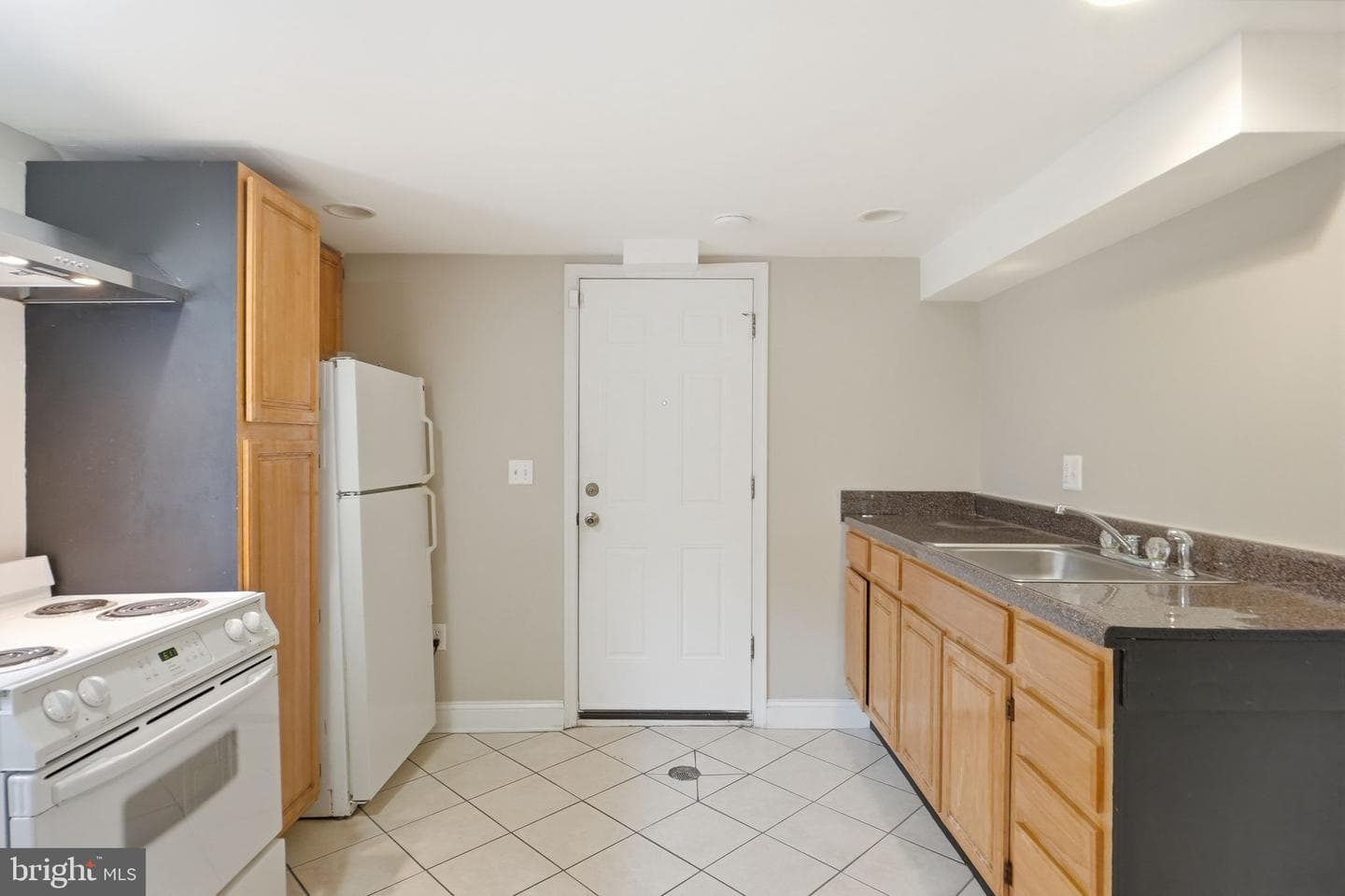715 Opus Avenue photo 30