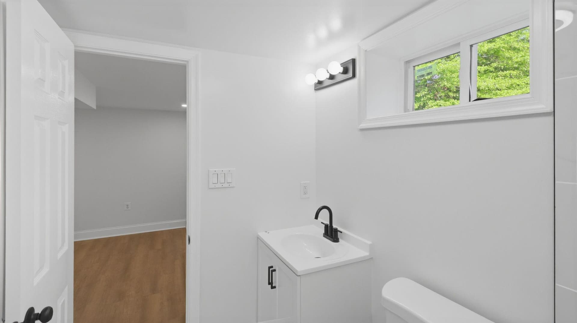5633 Jamestown Road photo 37