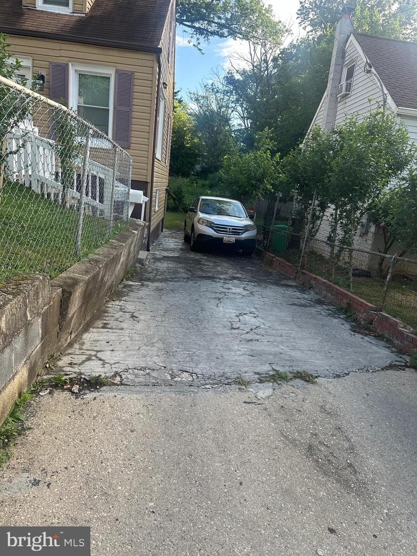 4613 Gunther Street photo 4