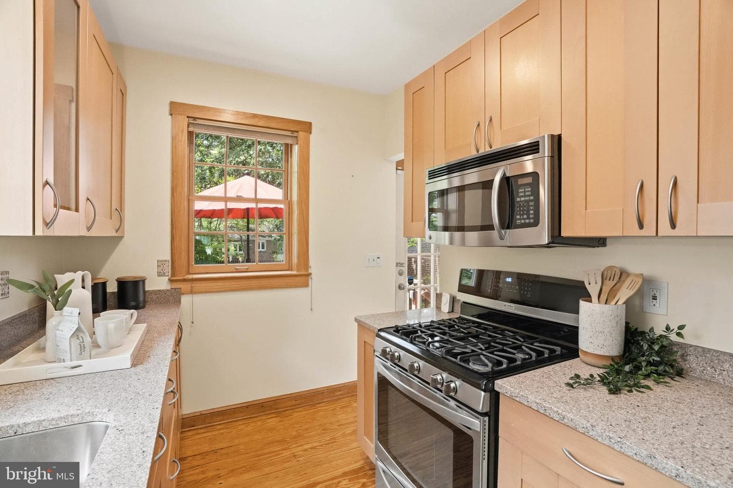 4003 Oglethorpe Street photo 10