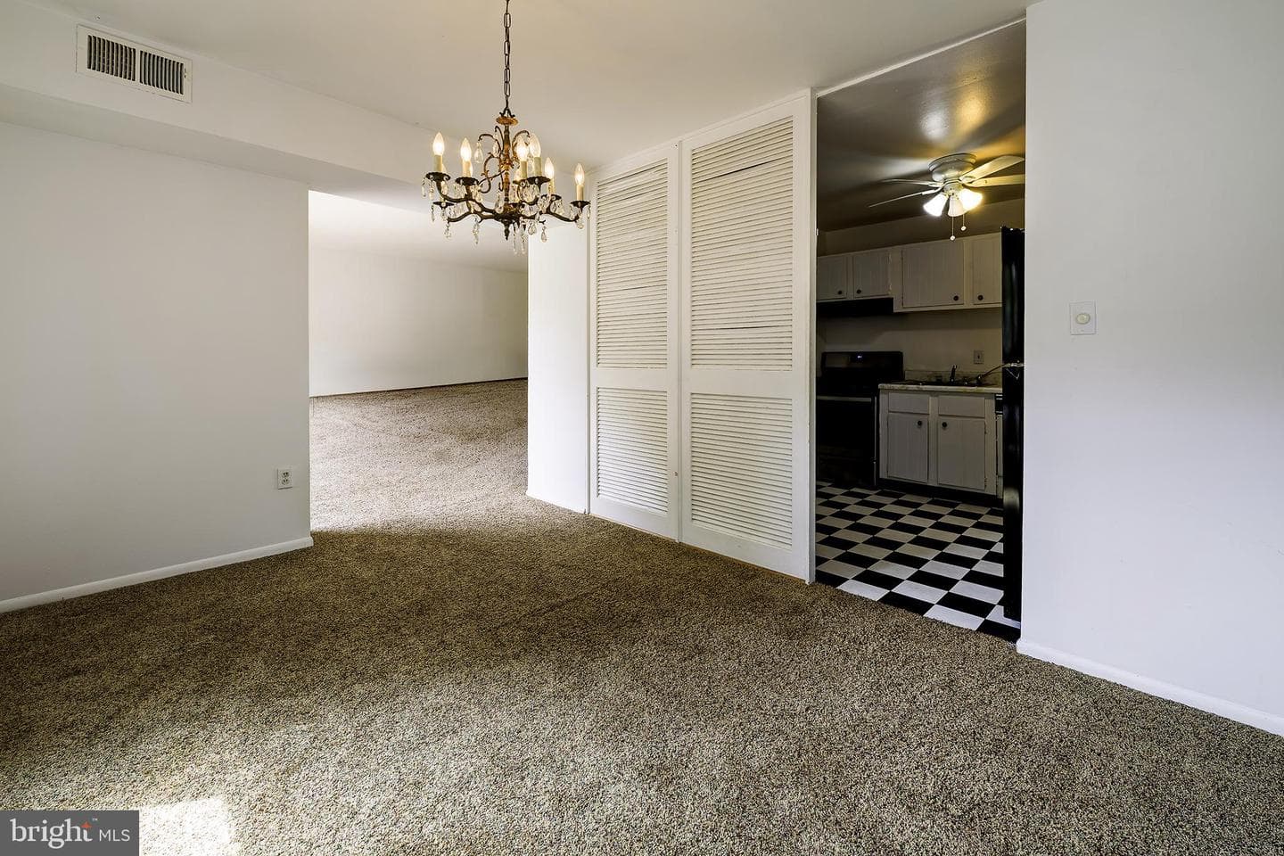 8419 Greenbelt Road #101 photo 10