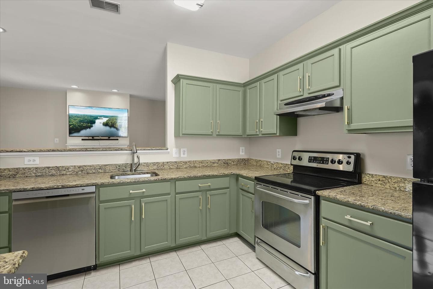 14705 Hampshire Hall Court #203 photo 23