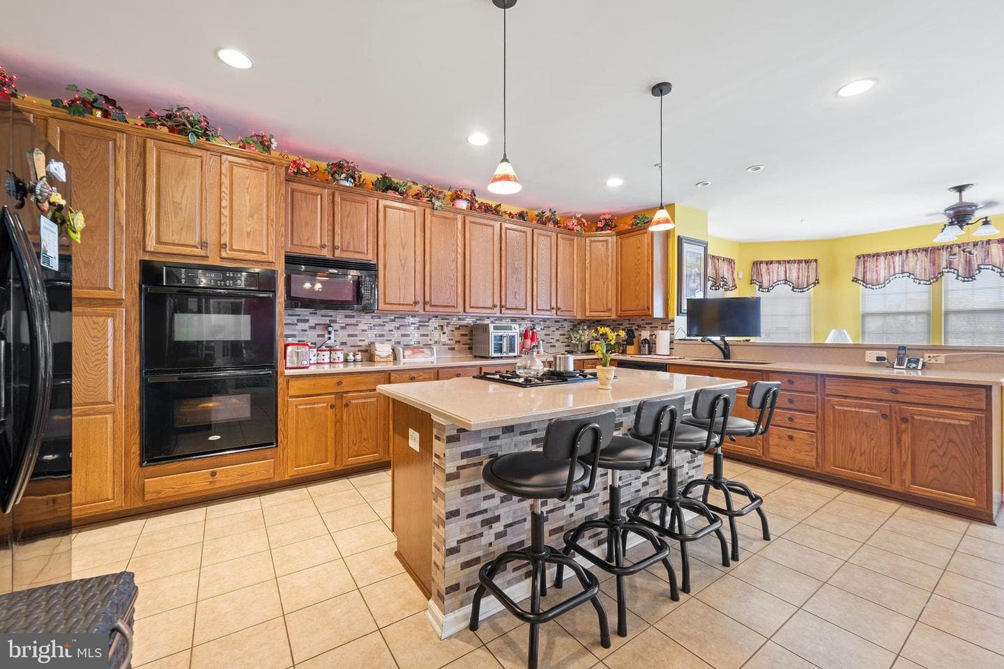7207 Sudley photo 13