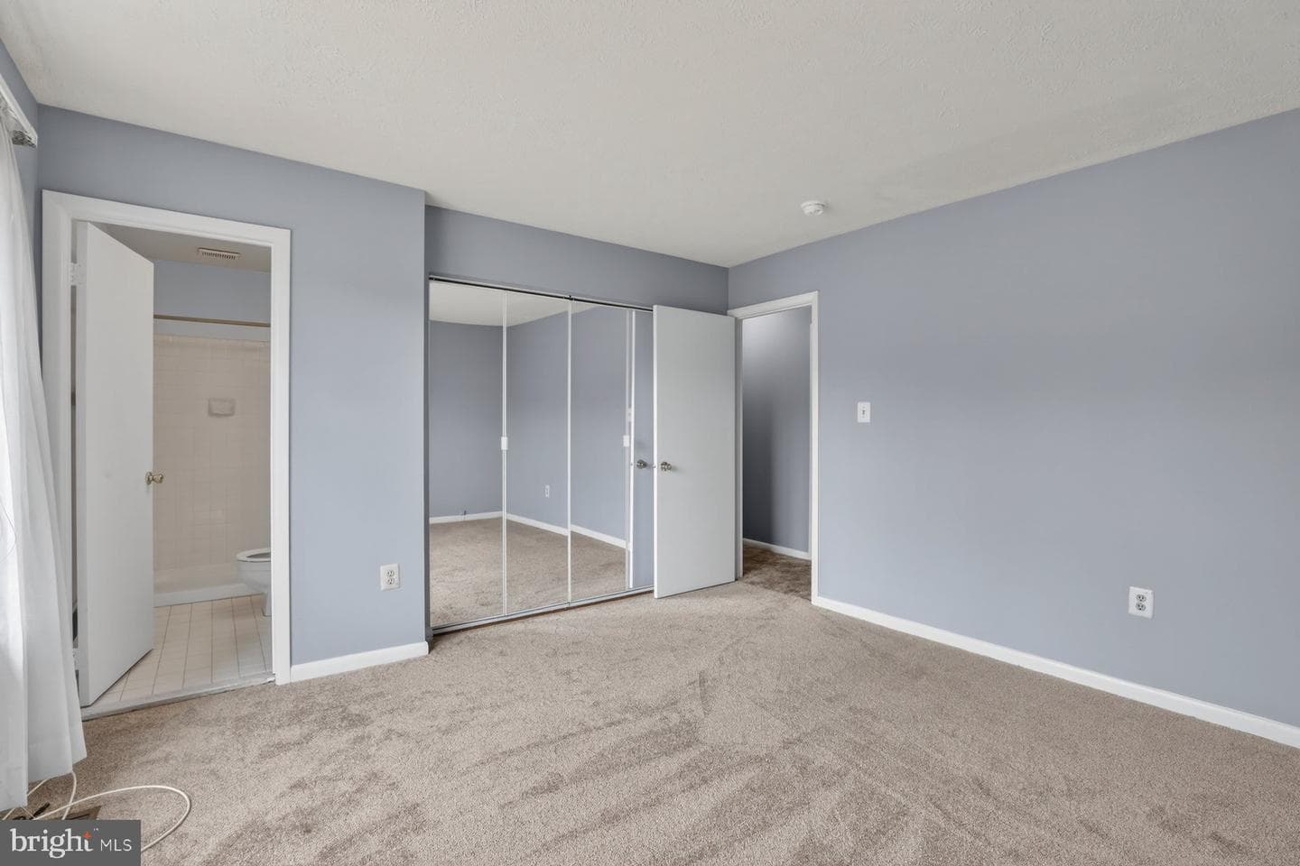 1103 Falconett Court photo 15