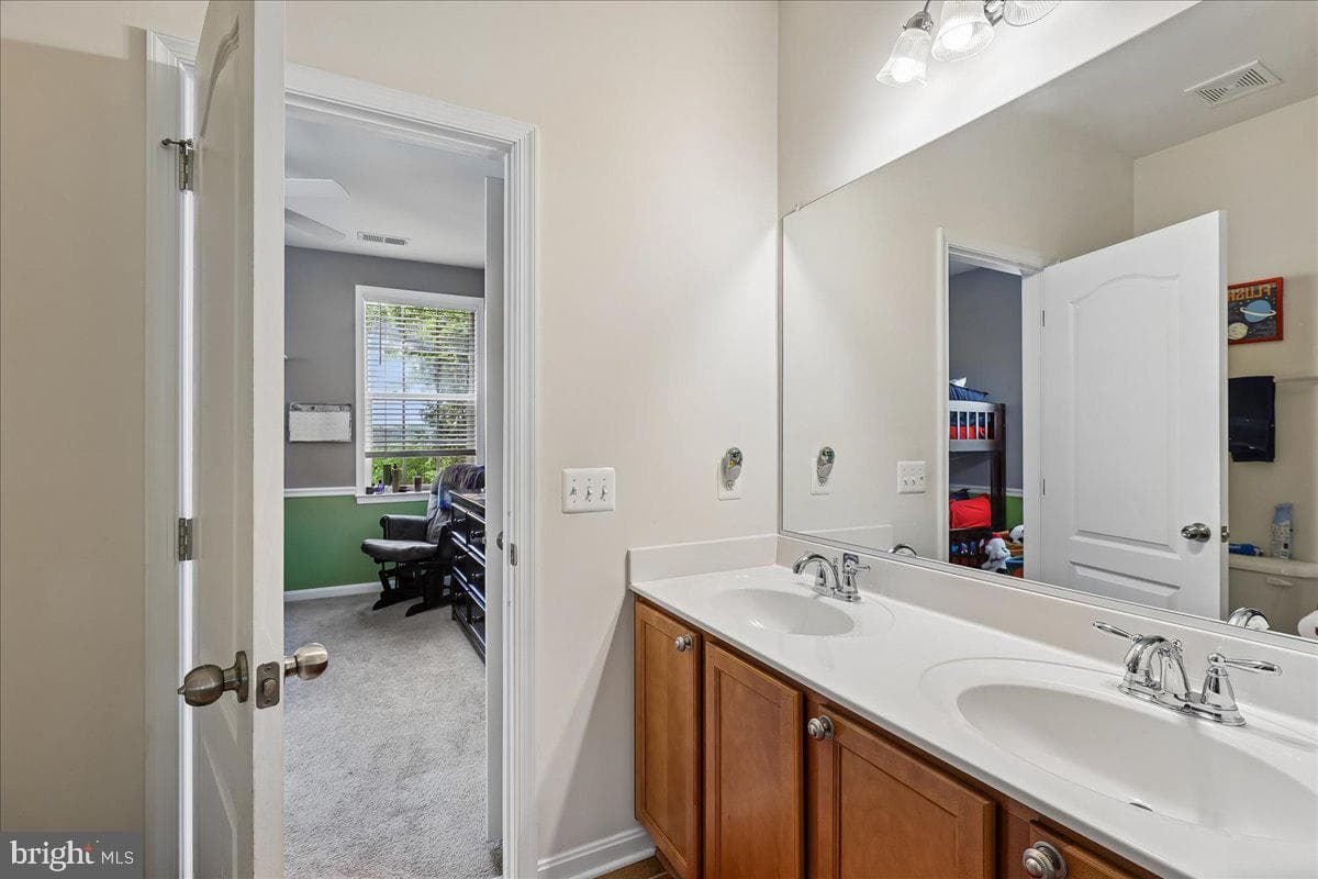 2715 Pumpkin Street photo 25