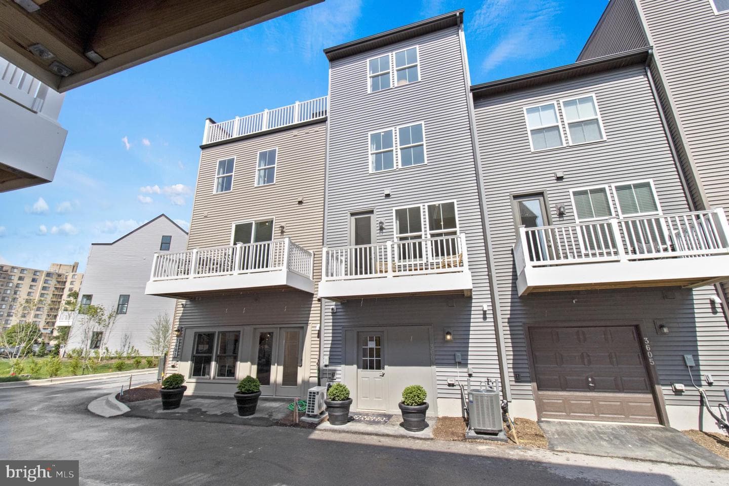 7515 Braun Street photo 23