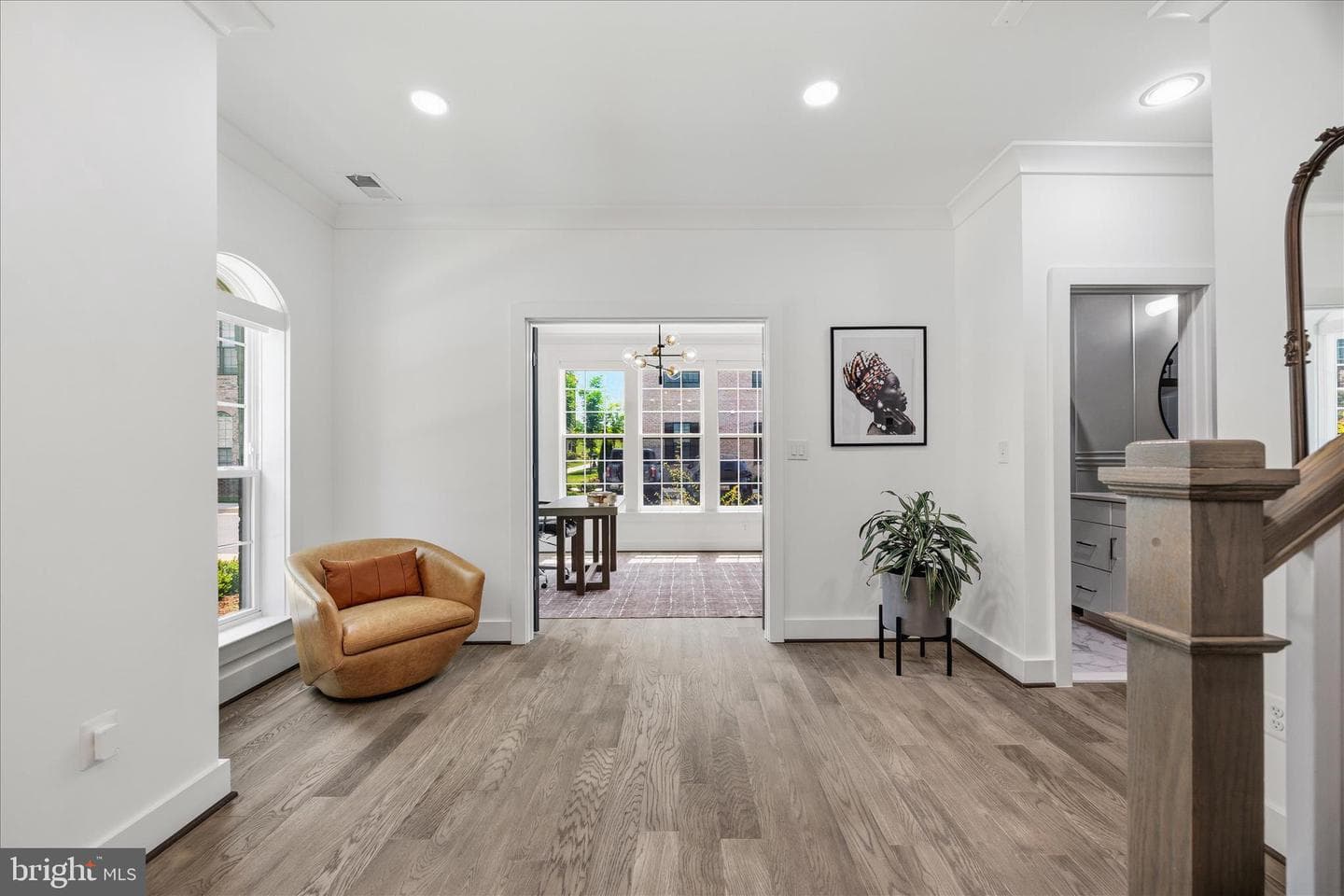 610 Leigh Way photo 7