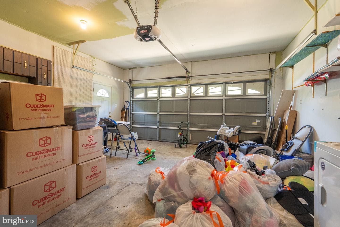 12904 Dauphin Court photo 46