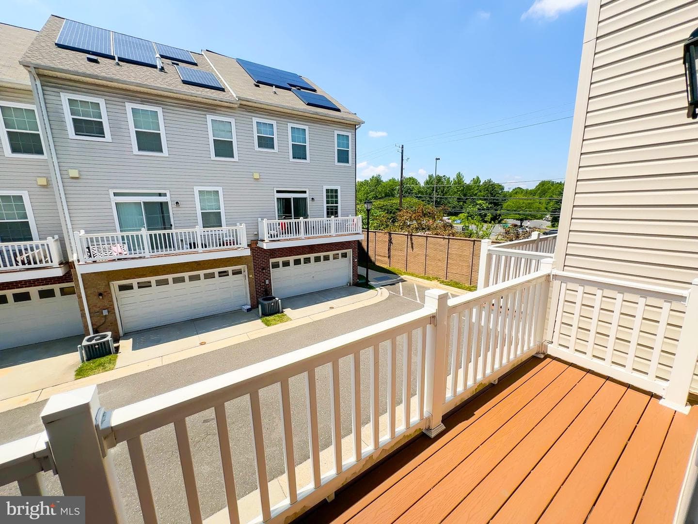 1616 Wesbourne Drive photo 29