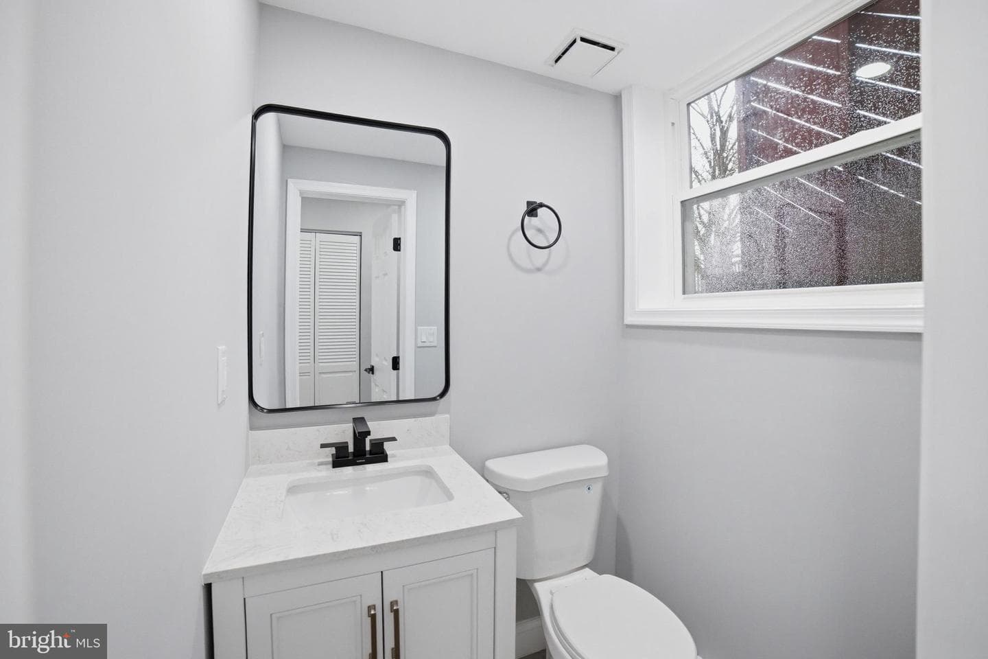 5001 Barto Avenue photo 35