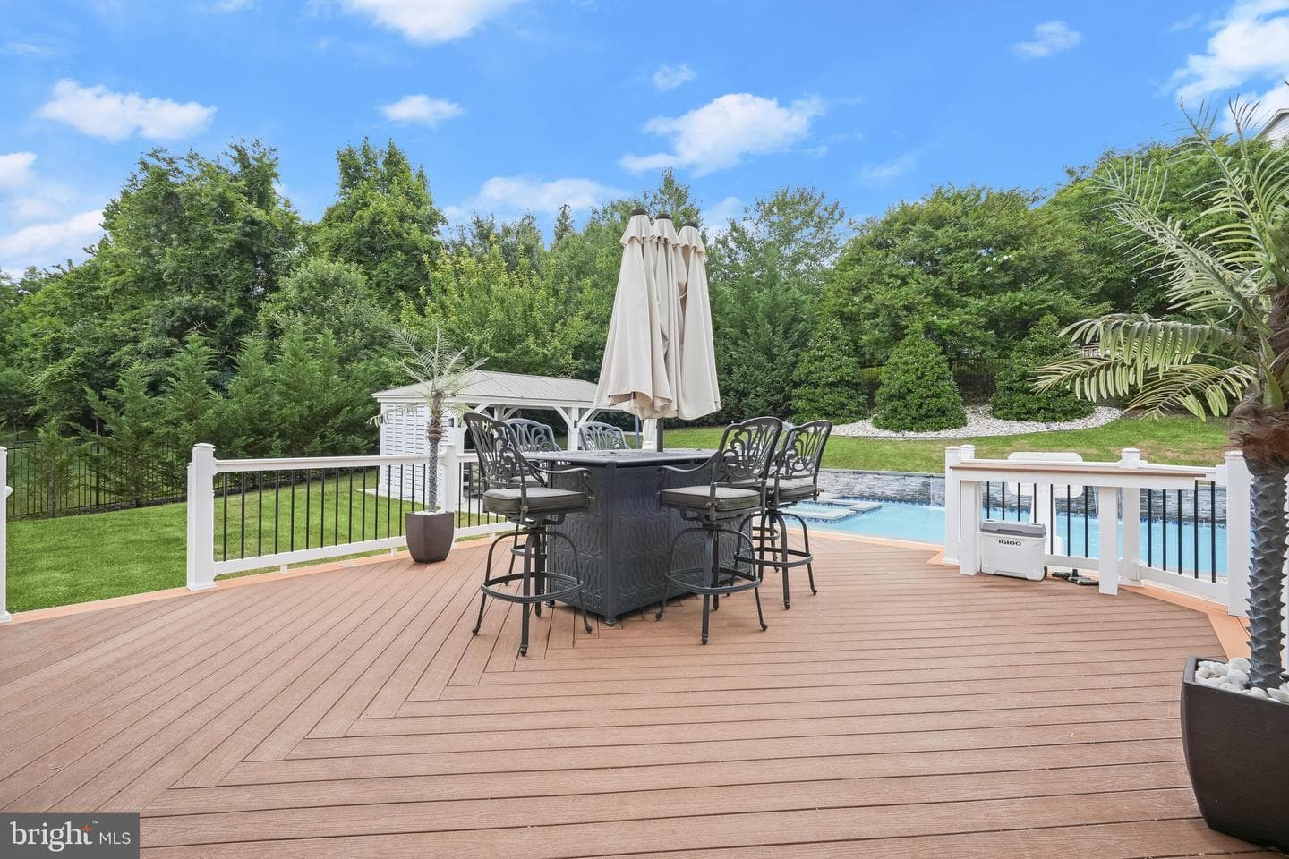 207 Bottsford Avenue photo 68